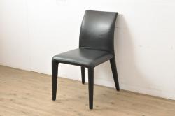 中古　Cassina(カッシーナ)　VERANDA(ヴェランダ) 黒革　1Pソファ(定価約80万円)