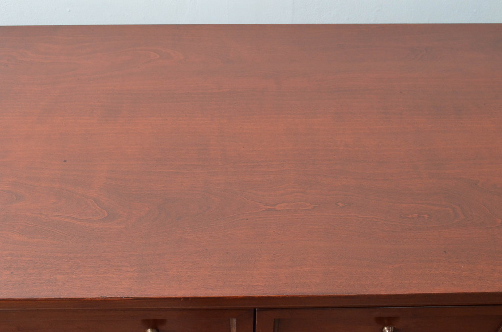アメリカビンテージ　 White fine furniture　クラシカルな雰囲気が魅力的なチェスト(サイドボード、サイドチェスト、引き出し、ヴィンテージ)(R-061317)