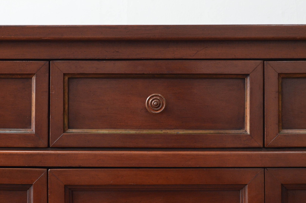 アメリカビンテージ　 White fine furniture　クラシカルな雰囲気が魅力的なチェスト(サイドボード、サイドチェスト、引き出し、ヴィンテージ)(R-061317)