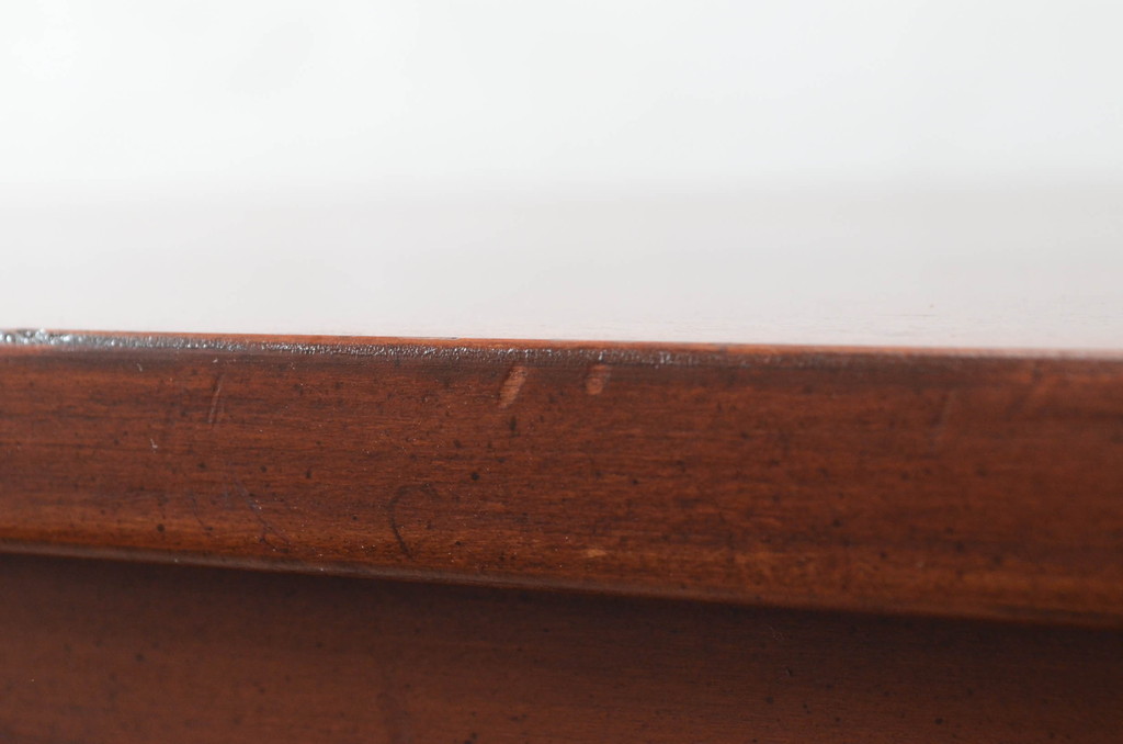 アメリカビンテージ　 White fine furniture　クラシカルな雰囲気が魅力的なチェスト(サイドボード、サイドチェスト、引き出し、ヴィンテージ)(R-061317)
