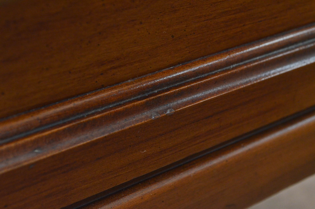 アメリカビンテージ　 White fine furniture　クラシカルな雰囲気が魅力的なチェスト(サイドボード、サイドチェスト、引き出し、ヴィンテージ)(R-061317)