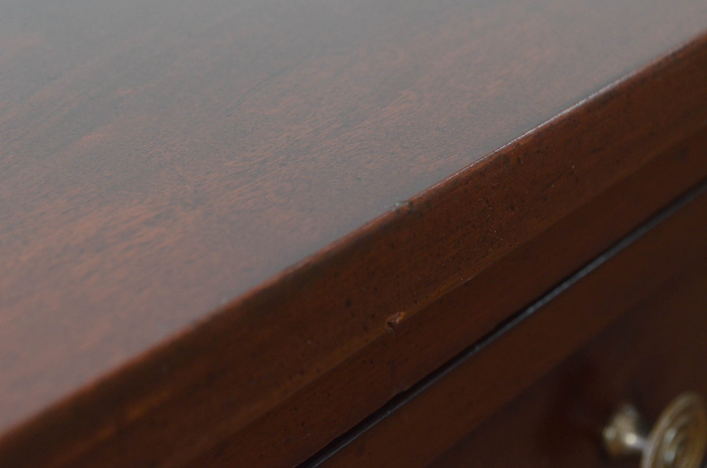 アメリカビンテージ　 White fine furniture　クラシカルな雰囲気が魅力的なチェスト(サイドボード、サイドチェスト、引き出し、ヴィンテージ)(R-061317)