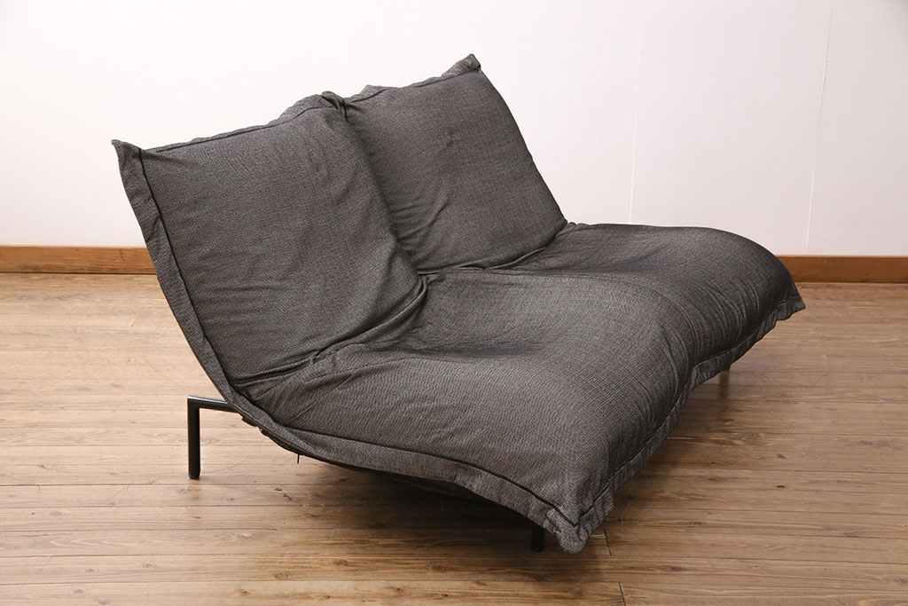 中古　ligne roset(リーン・ロゼ)　ゆったりとした雰囲気づくりにぴったりのCALIN(カラン)ソファ(2人掛け)(R-050431)