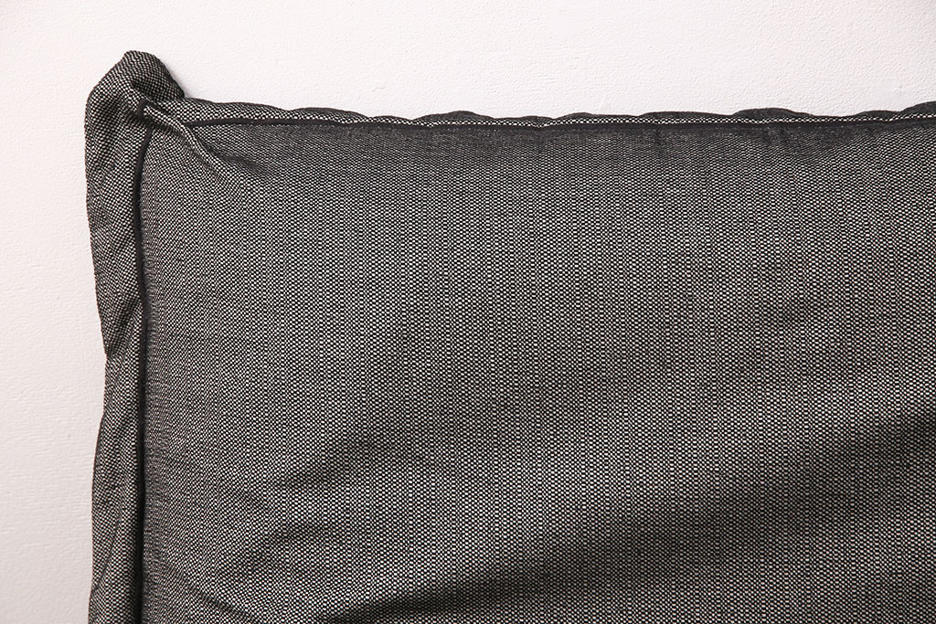 中古　ligne roset(リーン・ロゼ)　ゆったりとした雰囲気づくりにぴったりのCALIN(カラン)ソファ(リーンロゼ、2人掛け)(R-050431)