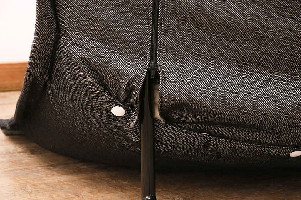 中古　ligne roset(リーン・ロゼ)　ゆったりとした雰囲気づくりにぴったりのCALIN(カラン)ソファ(リーンロゼ、2人掛け)(R-050431)