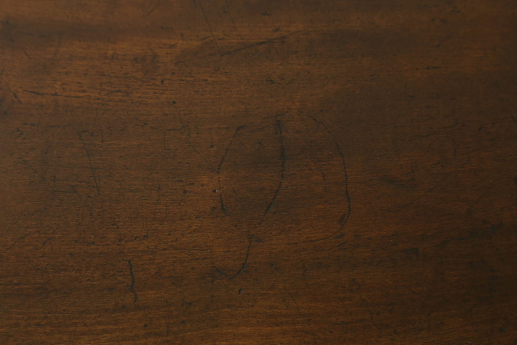 中古　伝統工芸　軽井沢彫り　咲き誇る桜の彫刻が美しいダイニングテーブル(作業台、食卓、2人掛け、二人掛け)(R-070439)