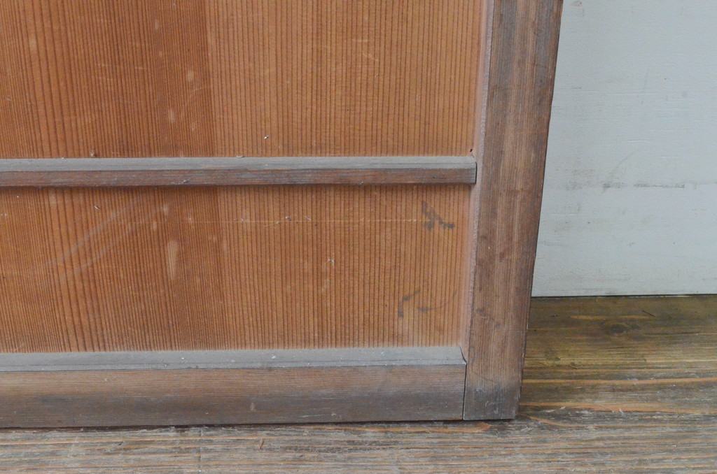 アンティーク建具　昭和初期　上手物!!　美しい柾目が魅力の舞良戸2枚セット(まいらど、板戸、引き戸)(R-065252)