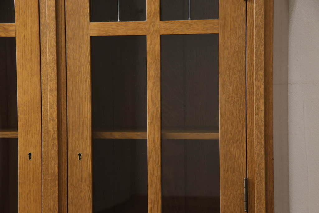 アメリカヴィンテージ　Stickley(スティックレー、スティックレイ)　ナチュラルテイストの空間づくりにおすすめのキャビネット(ブックケース、本箱、収納棚、戸棚、ビンテージ)(R-065391)