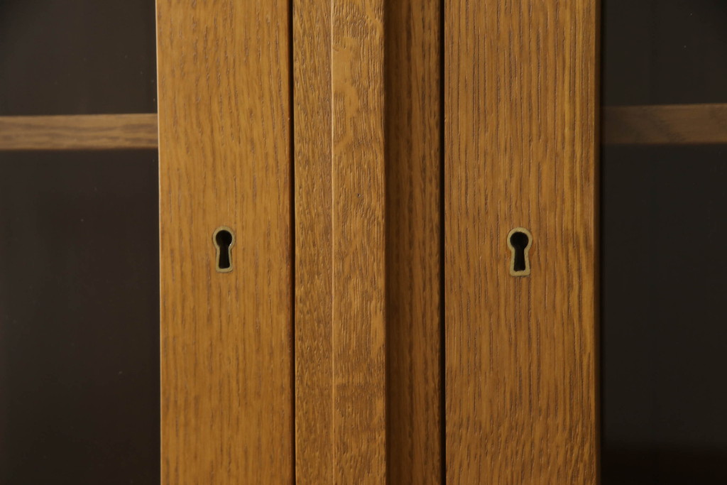 アメリカヴィンテージ　Stickley(スティックレー、スティックレイ)　ナチュラルテイストの空間づくりにおすすめのキャビネット(ブックケース、本箱、収納棚、戸棚、ビンテージ)(R-065391)