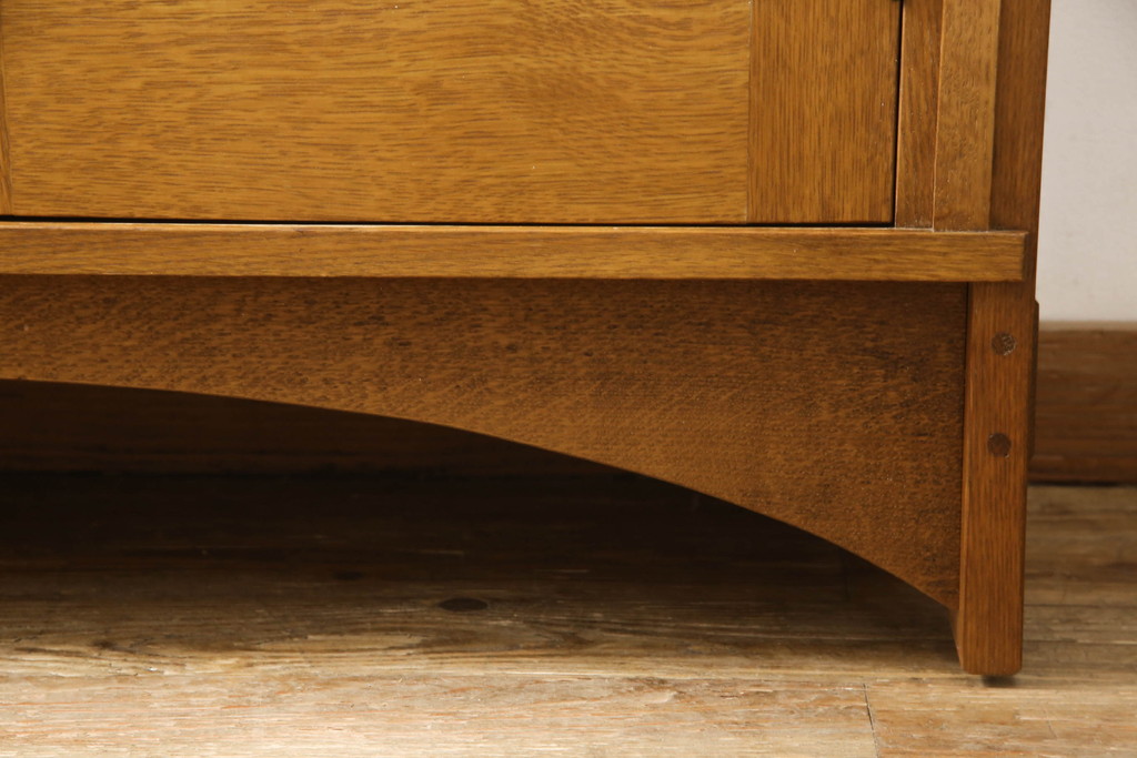 アメリカヴィンテージ　Stickley(スティックレー、スティックレイ)　ナチュラルテイストの空間づくりにおすすめのキャビネット(ブックケース、本箱、収納棚、戸棚、ビンテージ)(R-065391)