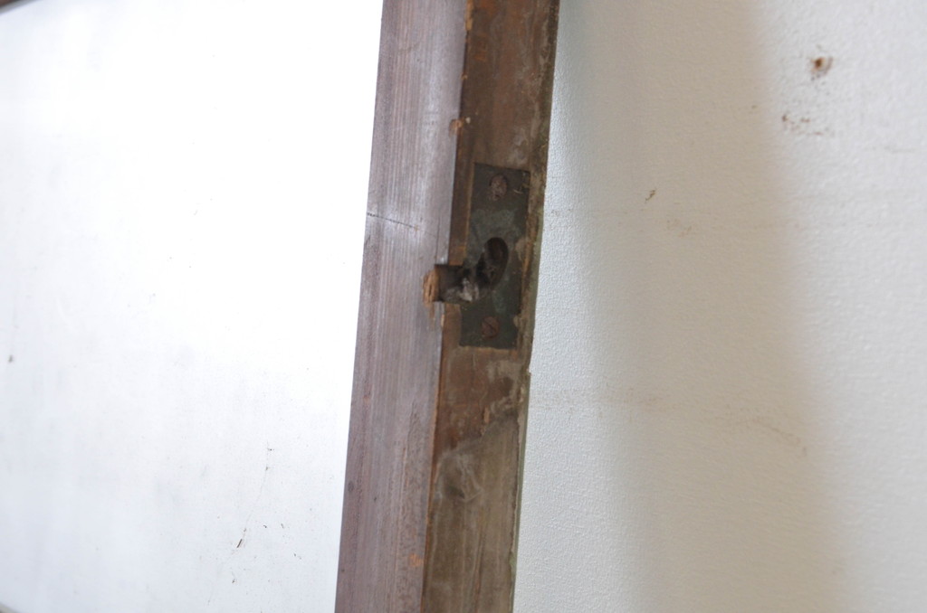 アンティーク建具　ペイント仕上げ限定　古い洋館で使われていた両開き窓と回転窓のセット(突き出し窓、ガラス扉、明かり取り、明り取り)(R-064978)