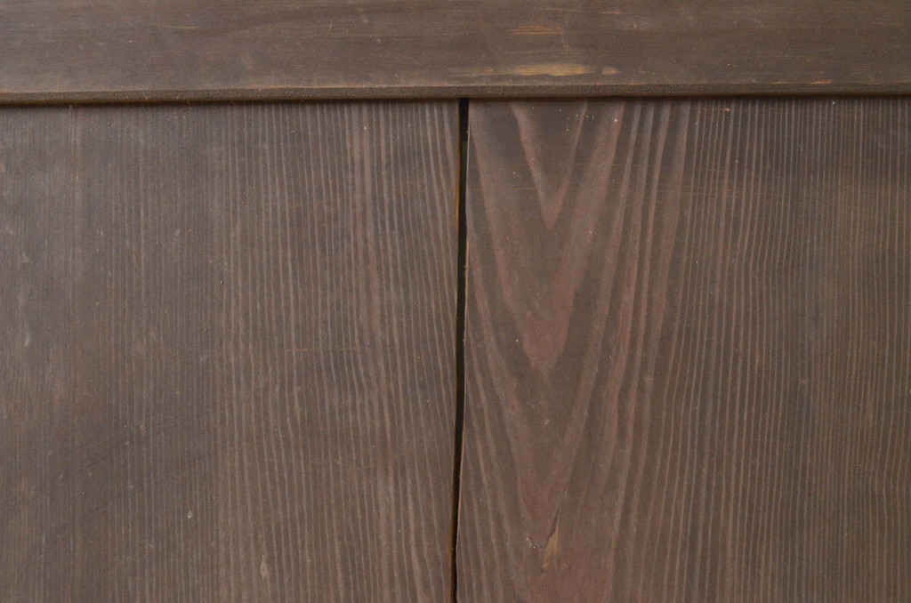 アンティーク建具　杉材　一枚板　経年を感じさせる木味が魅力な板戸1枚(引き戸)(R-071635)