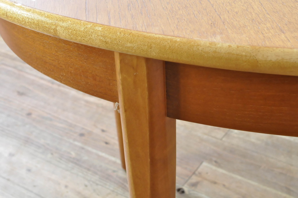 イギリスビンテージ　チーク材　北欧スタイルにおすすめなダイニングテーブル(4人掛け、6人掛け、エクステンションテーブル、拡張式テーブル、オーバル型、食卓、ヴィンテージ、英国)(R-065818)