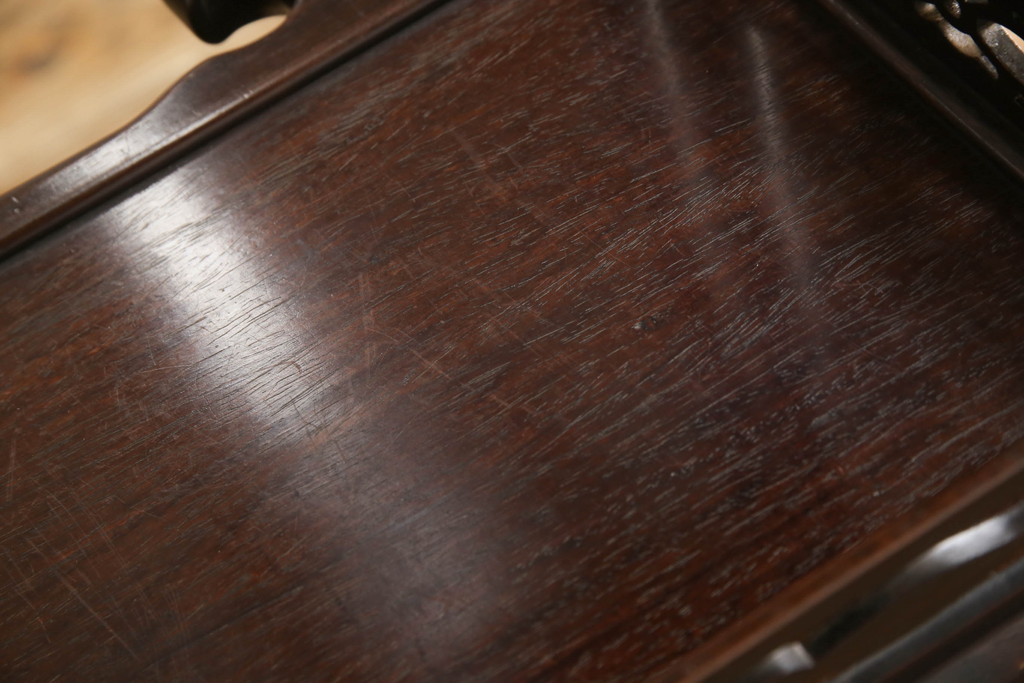 和製ビンテージ　国産　唐木指物　総紫檀(シタン)材　総漆塗り　上品な佇まいが魅力の茶棚(茶箪笥、飾り棚、違い棚、戸棚、ヴィンテージ)(R-065971)