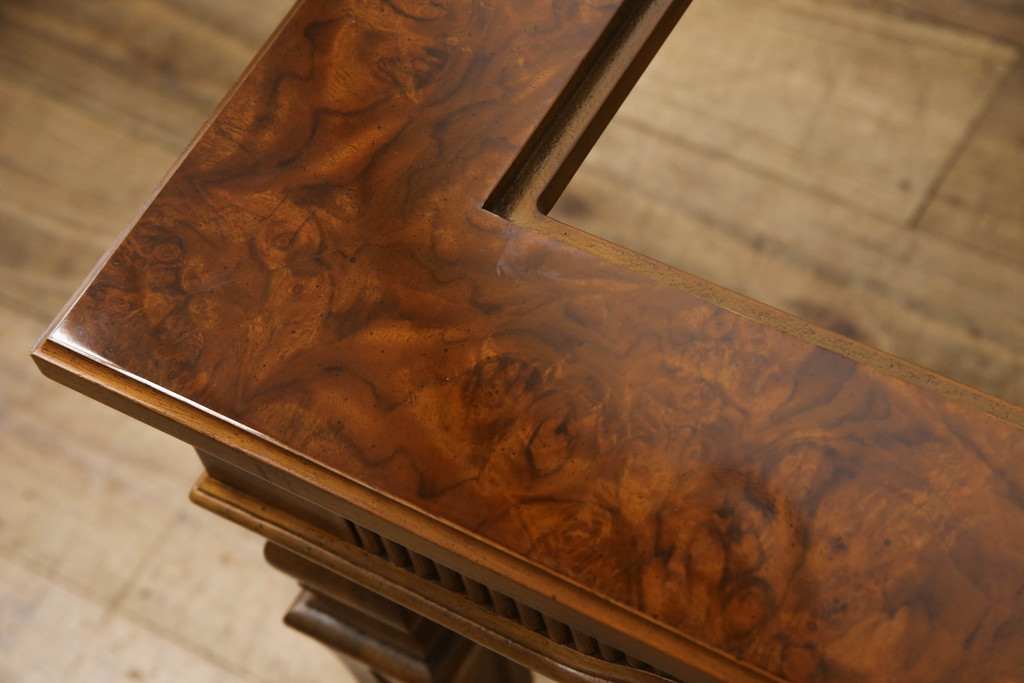 中古　超美品　DREXEL HERITAGE(ドレクセルヘリテイジ)　Cameo Classics(キャメオクラシックス)　クラシカルな佇まいのカクテルテーブル(定価約68万円)(ローテーブル、センターテーブル)(R-055659)