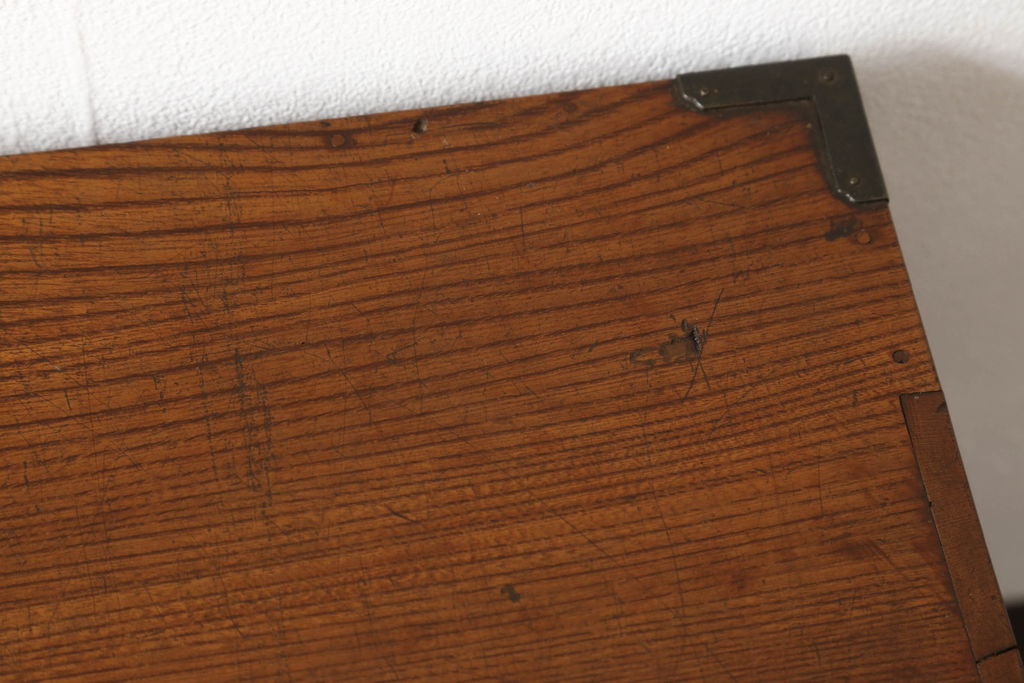 和製アンティーク　総欅(ケヤキ)　高級品　内部まで漆塗りの上質な小箪笥(小引き出し、卓上収納、小物収納)(R-058069)