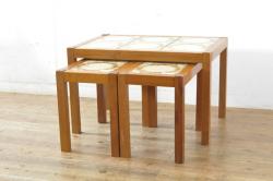 イギリスビンテージ　チーク材　上品な模様のタイルトップが魅力のネストテーブル(サイドテーブル、コーヒーテーブル、カフェテーブル、ローテーブル、センターテーブル、ヴィンテージ、英国)(R-065831)
