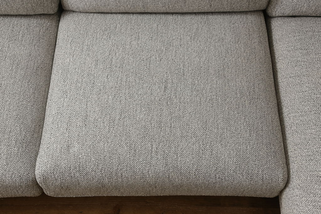 中古　展示美品　2019年8月購入　エスティック　フォルマックス(formax)　パンナ(PANNA)　フェザー　ナチュラルな空間づくりにおすすめの2P片肘ソファ(右)+片肘ロングシートソファ(左)セット(二人掛けソファ、カウチソファ、ロングソファ)(定価約86万8千円)(R-056023)