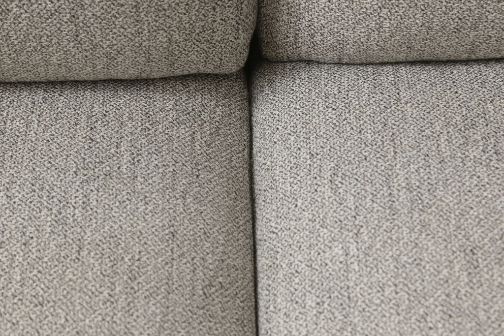 中古　展示美品　2019年8月購入　エスティック　フォルマックス(formax)　パンナ(PANNA)　フェザー　ナチュラルな空間づくりにおすすめの2P片肘ソファ(右)+片肘ロングシートソファ(左)セット(二人掛けソファ、カウチソファ、ロングソファ)(定価約86万8千円)(R-056023)