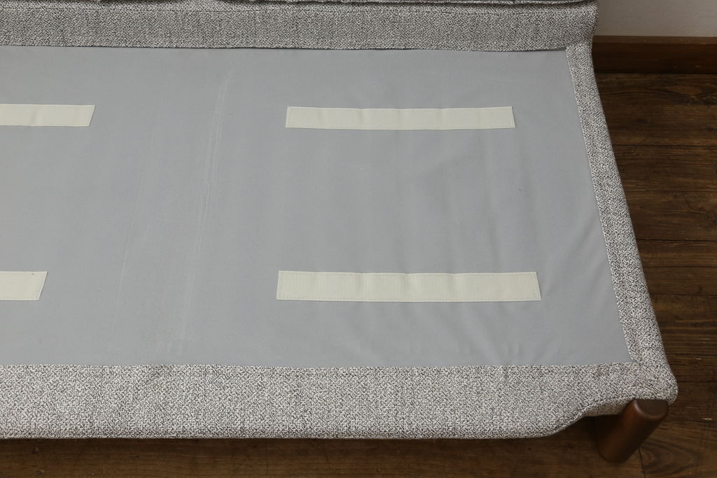 中古　展示美品　2019年8月購入　エスティック　フォルマックス(formax)　パンナ(PANNA)　フェザー　ナチュラルな空間づくりにおすすめの2P片肘ソファ(右)+片肘ロングシートソファ(左)セット(二人掛けソファ、カウチソファ、ロングソファ)(定価約86万8千円)(R-056023)