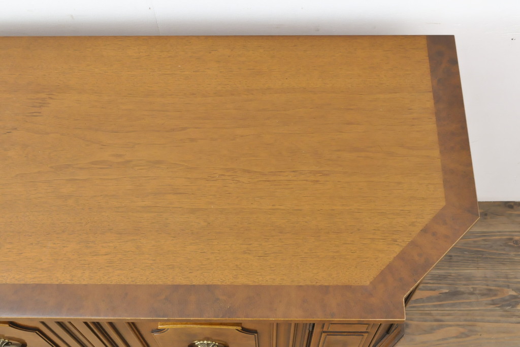 中古　美品　DREXEL HERITAGE(ドレクセルヘリテイジ)　FRANCESCA(フランチェスカ)　マホガニー　高級感あふれるクリデンザ(クレデンザ、収納棚、キャビネット、サイドボード)(定価約90万円)(R-055651)