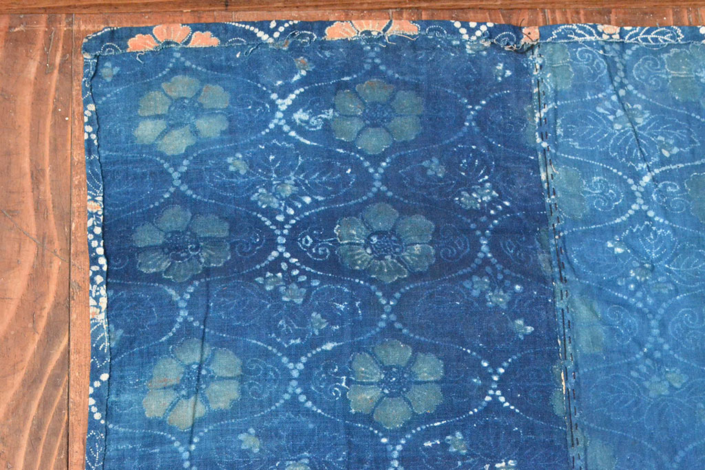 明治期　赤入り藍型染木綿古布(布団皮、藍染)(R-052917)