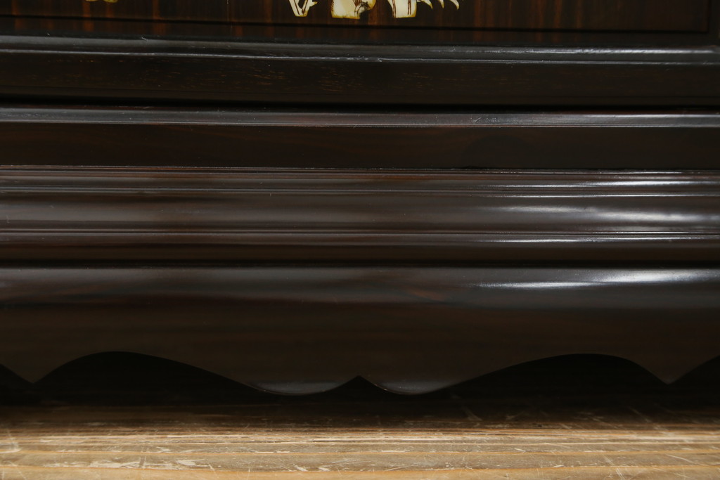 和製ビンテージ　未使用　展示品!!　ドイツ　Hermle(ヘルムレ)社製の時計付き(分銅式　振り子付き)　縞黒檀(シマコクタン)　螺鈿(ラデン)　象嵌入り　細やかな装飾が美しいホールクロック(時計台、振り子時計、ヴィンテージ)(R-076262)
