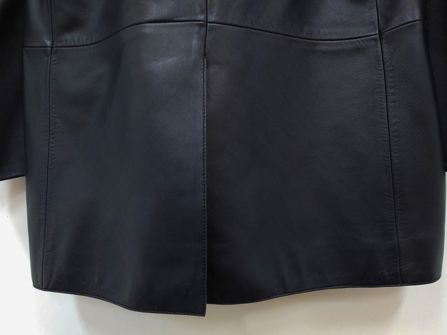 スペイン　LOEWE(ロエベ)　羊革　サイズ46　ラムレザージャケット(シープスキン、アウター、メンズ、男性、黒、ブラック、皮製品、裏地付き)(R-079598)