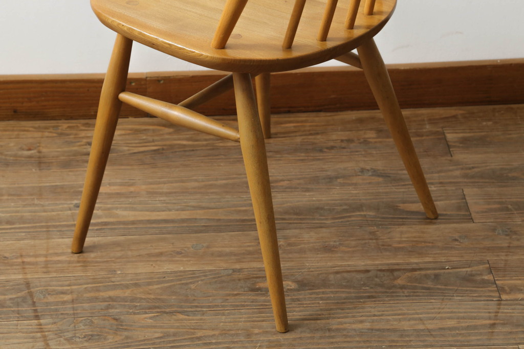 イギリスビンテージ　ERCOL(アーコール)　ゴールドスミス　北欧テイストのお部屋におすすめ!!洗練された佇まいが魅力的なチェア (ダイニングチェア、椅子、イス、板座チェア、ヴィンテージ)(R-062205)
