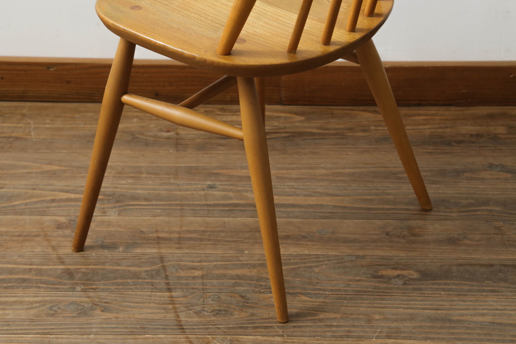 イギリスビンテージ　ERCOL(アーコール)　ゴールドスミス　北欧テイストのお部屋におすすめ!!洗練された佇まいが魅力的なチェア (ダイニングチェア、椅子、イス、板座チェア、ヴィンテージ)(R-074548)