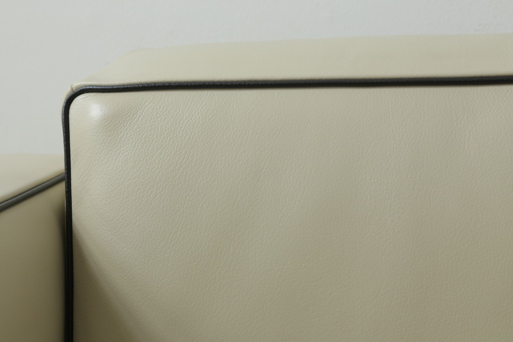 中古 展示品 超美品 Cassina(カッシーナ) 405 DUC(デュック) FX 中古 展示品 超美品 Cassina(カッシーナ) 405 DUC(デュック) FX