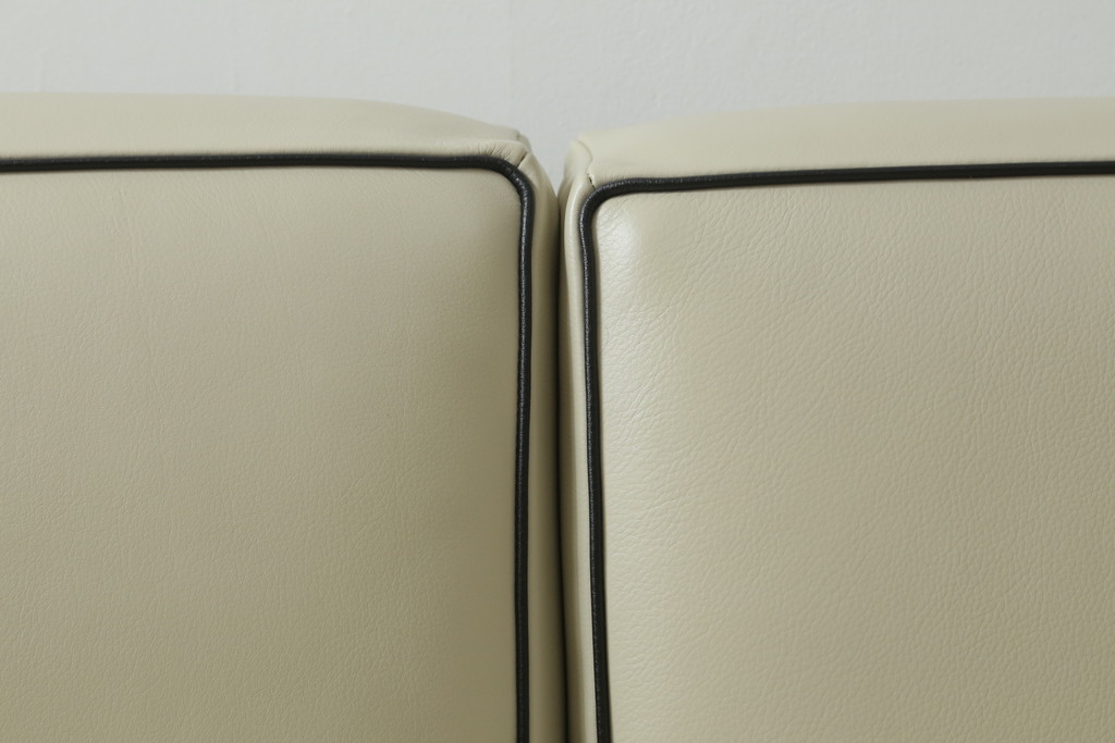 中古 展示品 超美品 Cassina(カッシーナ) 405 DUC(デュック) FX 中古 展示品 超美品 Cassina(カッシーナ) 405 DUC(デュック) FX