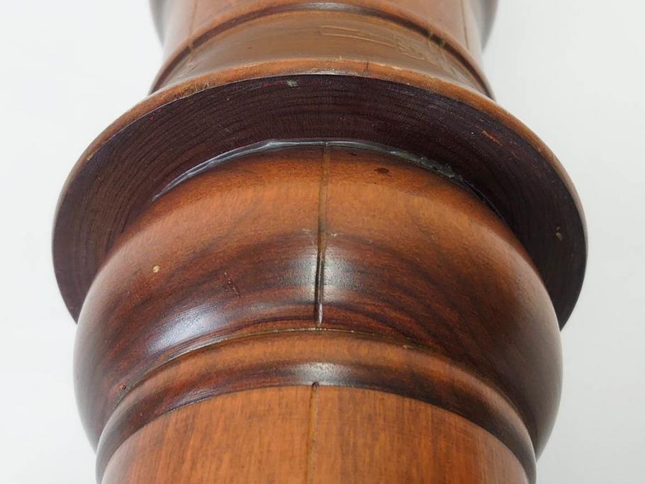 内閣総理大臣賞受賞作家 関口三作　創作こけし　「武人」　高さ 約52.5cm　匠の卓越したデザイン性が光るこけし(郷土人形玩具、伝統工芸、民芸品、置物、ディスプレイ、木彫　木製、共箱付き)(R-079507)