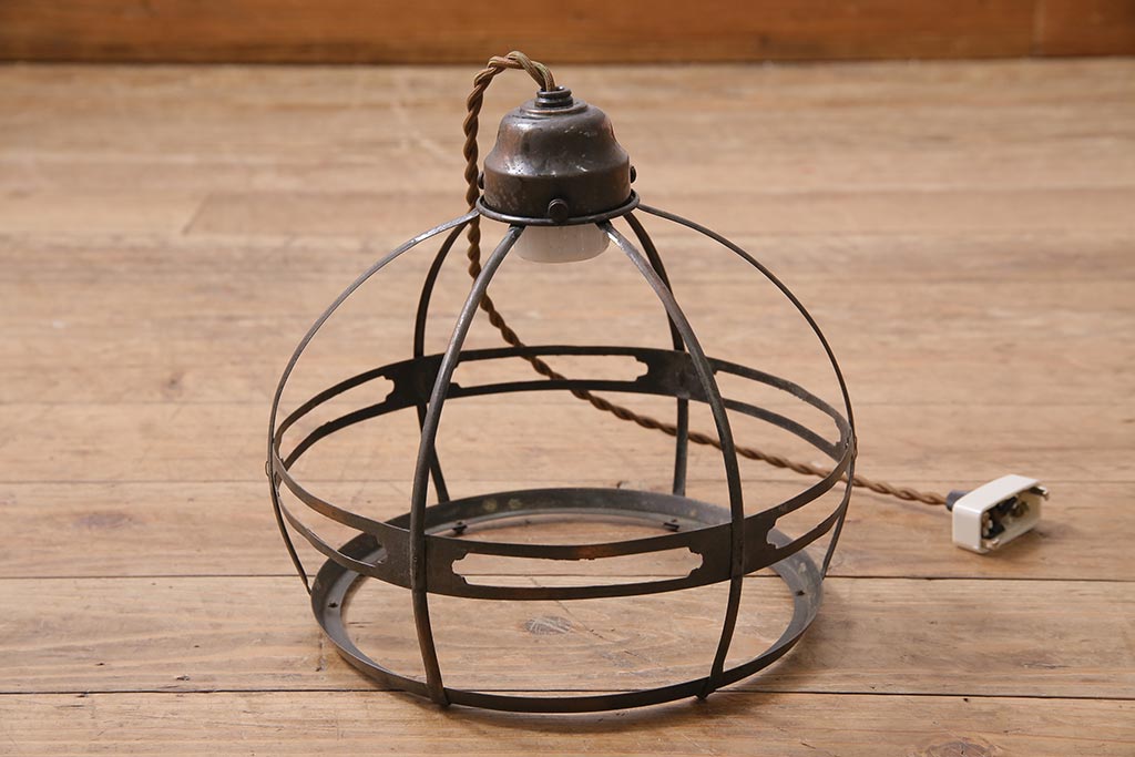 アンティーク照明　昭和初期　エジソン球　銅製のブラケットが魅力の天井照明(ペンダントライト、シェード)(R-044688)