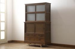 中古　美品　DREXEL HERITAGE(ドレクセルヘリテイジ)　Cameo Classics(キャメオクラシックス)　ハーフムーン(半月型)　照明付き!!美しい曲線デザインに目を奪われるキャビネット(ホールチェスト、サイドボード、サイドキャビネット、飾り棚、ショーケース、収納棚、戸棚、半円型、店舗什器)(R-069108)