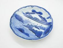 江戸期　古伊万里　染付　富士山・山水図　約29cm　9.5寸　落ち着いた佇まいを感じる大皿(風景、海、和皿、和食器、九寸五分)(R-079556)