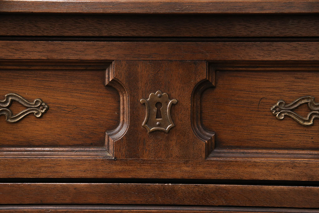 ヴィンテージ　DREXEL HERITAGE(ドレクセルヘリテイジ)　希少品!Italian Provincial(イタリアン プロヴィンシャル)シリーズのマホガニー材製キャビネット(定価約45万円)(収納棚、飾り棚、ビンテージ)(R-047874)
