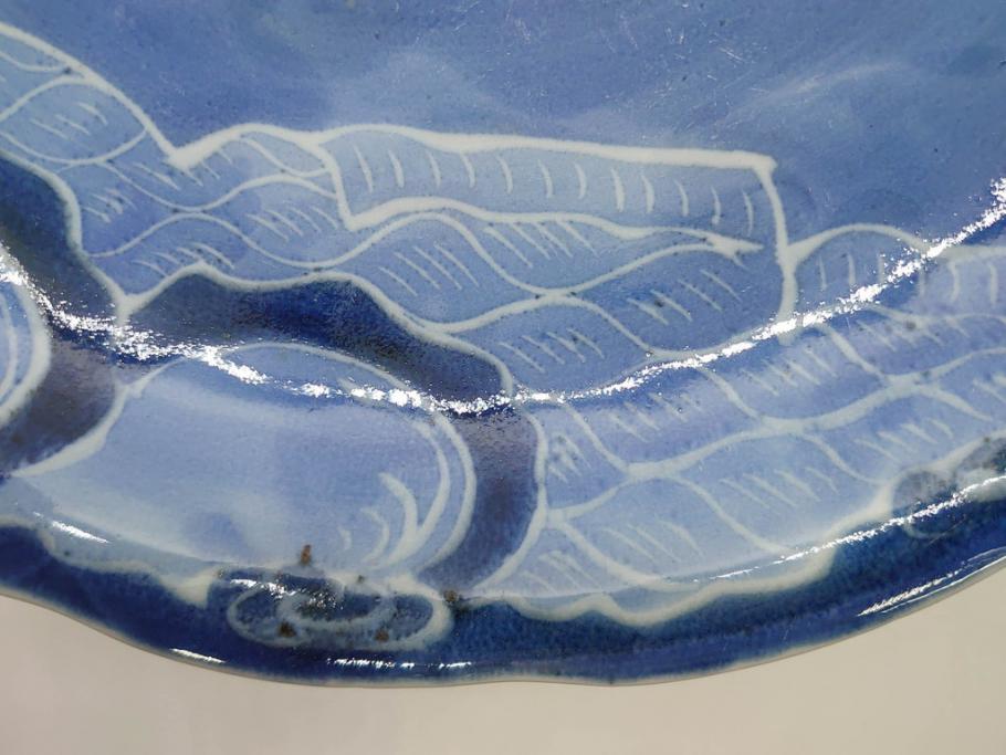 江戸期　古伊万里　染付　富士山・山水図　約30cm　9.7寸　丁寧な絵付けが優美な大皿(干し網、ツバメ、海、波、風景、和皿、和食器、九寸七分)(R-079557)