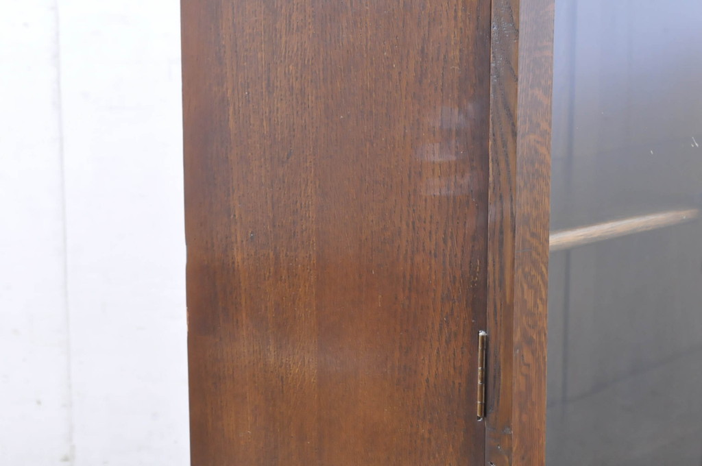 イギリスアンティーク　オーク材　お部屋に取り入れやすい小振りなサイズのブックケース(本箱、収納棚、戸棚、サイドキャビネット、英国)(R-065870)