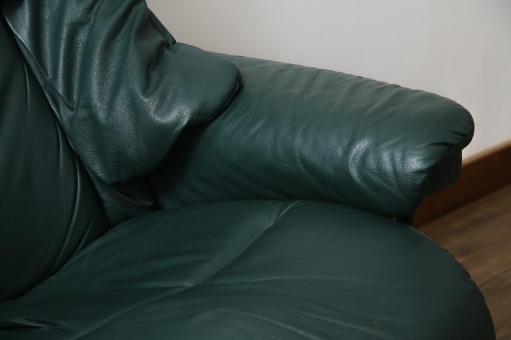 中古　EKORNES(エコーネス)　本革　ロングセラー!!一番人気のストレスレス レノ クラシック(M)(レザー、アームチェア、リクライニングチェア、椅子、一人掛けソファ、1Pソファ)(R-079033)