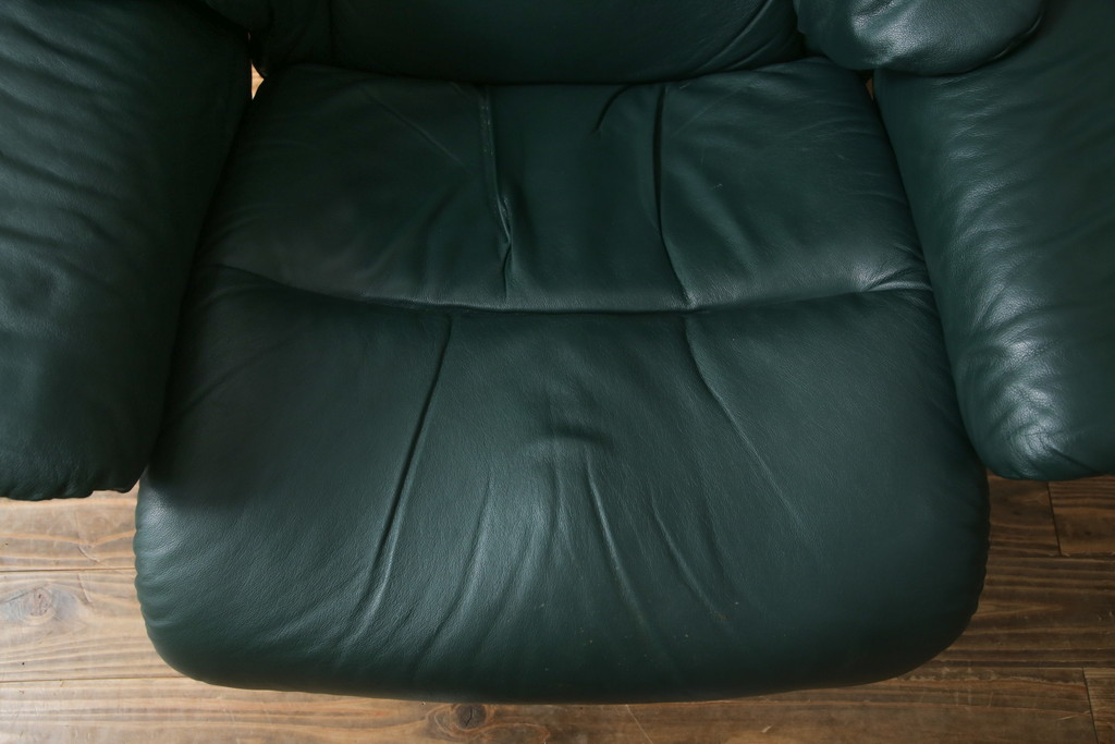 中古　EKORNES(エコーネス)　本革　ロングセラー!!一番人気のストレスレス レノ クラシック(M)(レザー、アームチェア、リクライニングチェア、椅子、一人掛けソファ、1Pソファ)(R-079033)