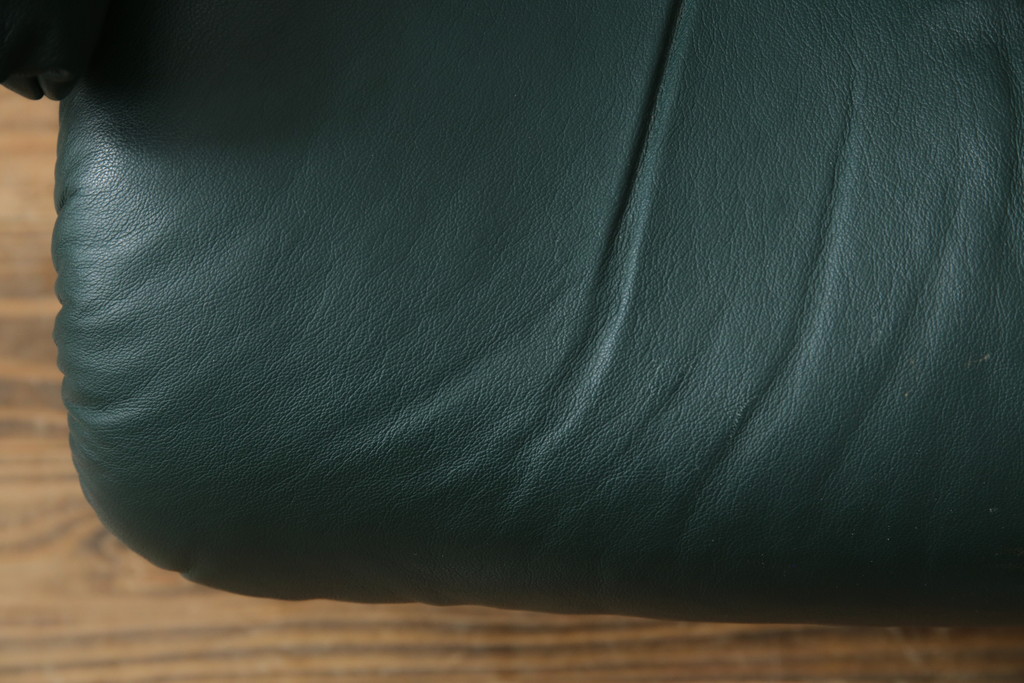 中古　EKORNES(エコーネス)　本革　ロングセラー!!一番人気のストレスレス レノ クラシック(M)(レザー、アームチェア、リクライニングチェア、椅子、一人掛けソファ、1Pソファ)(R-079033)