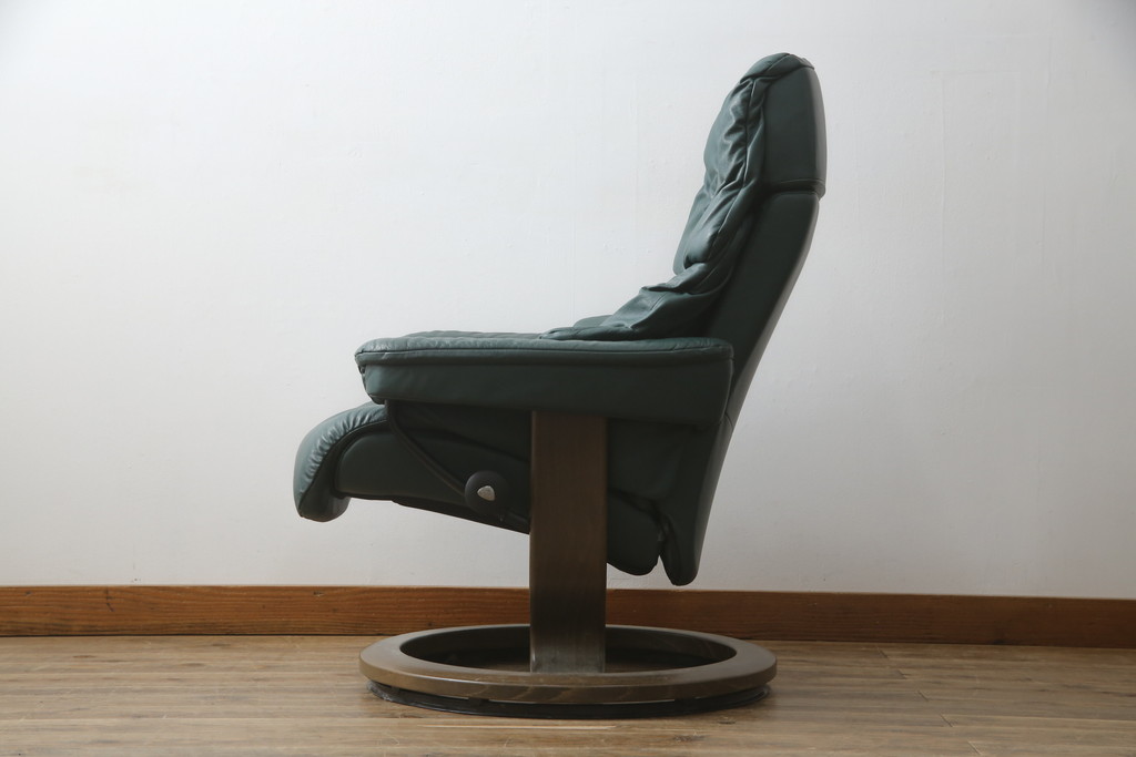 中古　EKORNES(エコーネス)　本革　ロングセラー!!一番人気のストレスレス レノ クラシック(M)(レザー、アームチェア、リクライニングチェア、椅子、一人掛けソファ、1Pソファ)(R-079033)