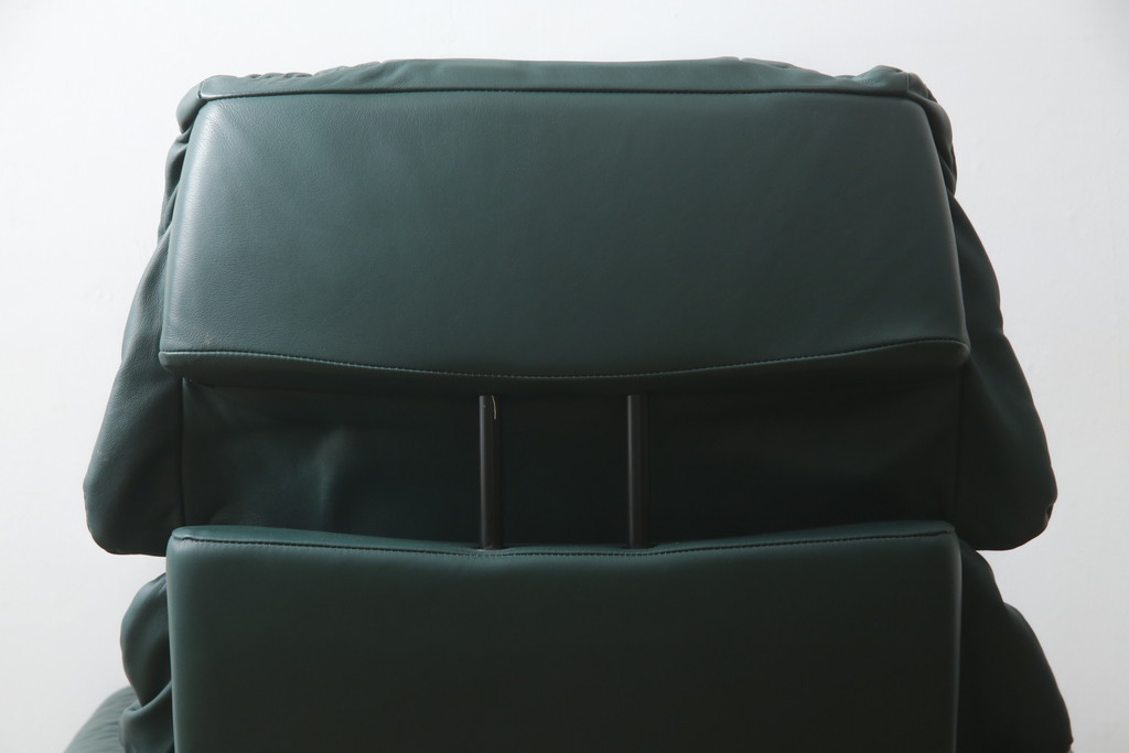 中古　EKORNES(エコーネス)　本革　ロングセラー!!一番人気のストレスレス レノ クラシック(M)(レザー、アームチェア、リクライニングチェア、椅子、一人掛けソファ、1Pソファ)(R-079033)