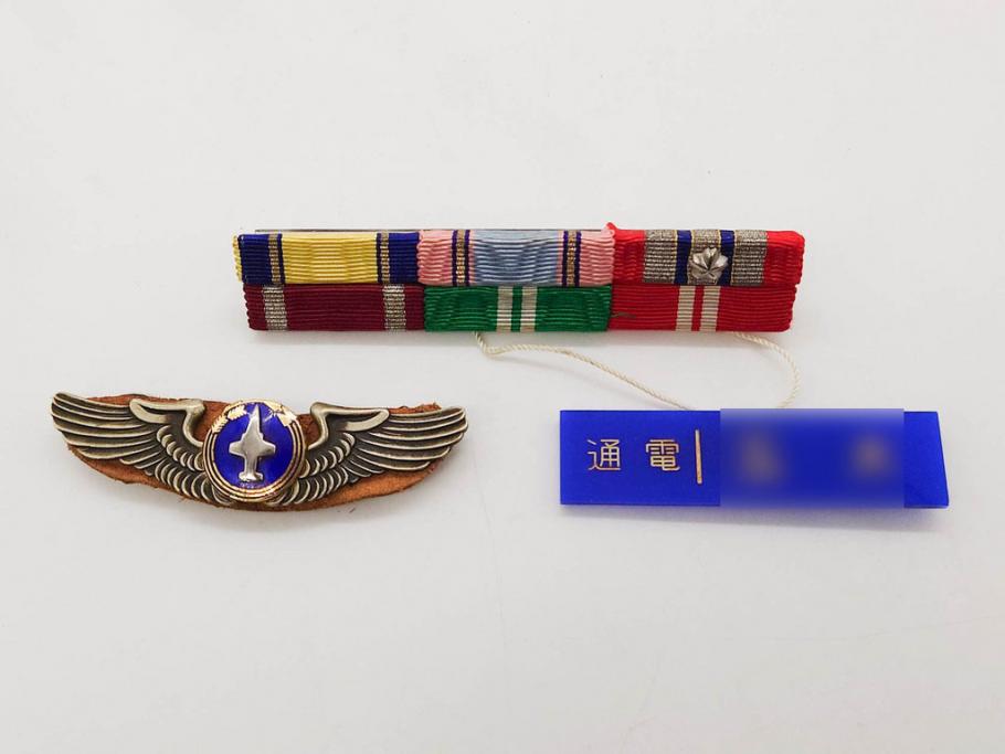 佐官 二佐　制帽　肩章　リュックサック　メダル　階級章　ボタン　部隊章(徽章)　記念章　航空自衛隊まとめてセット(JASDF、防衛記念章、中佐、正帽、ミリタリー、儀礼、装備、制服用)(R-079521)