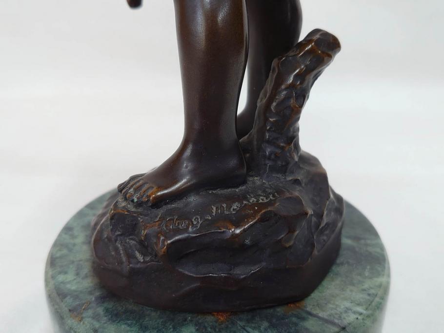 彫刻家　オーギュスト・モロー　「水を汲む少年」　細かいところまで再現されたブロンズ像(Auguste Moreau、置物、オブジェ)(R-073839)