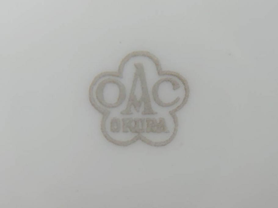 オールド大倉 大倉陶園(OKURA、OAC) 色蒔き 優しい色合いが素敵 オールド大倉 大倉陶園(OKURA、OAC) 色蒔き 優しい色合いが素敵