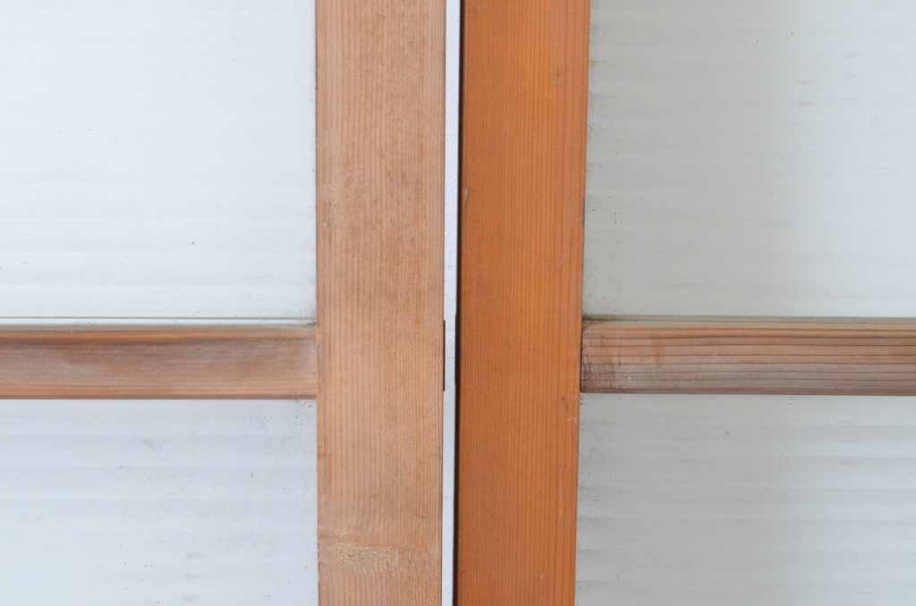 アンティーク建具　昭和レトロな雰囲気のモールガラス入り引き戸2枚セット(ガラス戸)(R-064640)