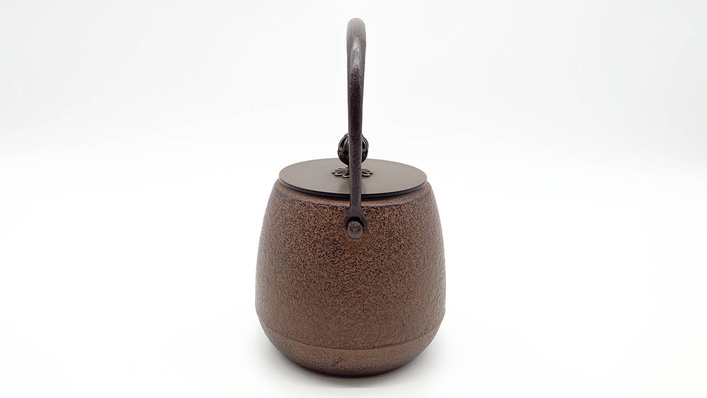 佐藤浄清　銅蓋　透かしの摘みがアクセントになる鉄瓶　箱なし(茶道具)(R-060465)