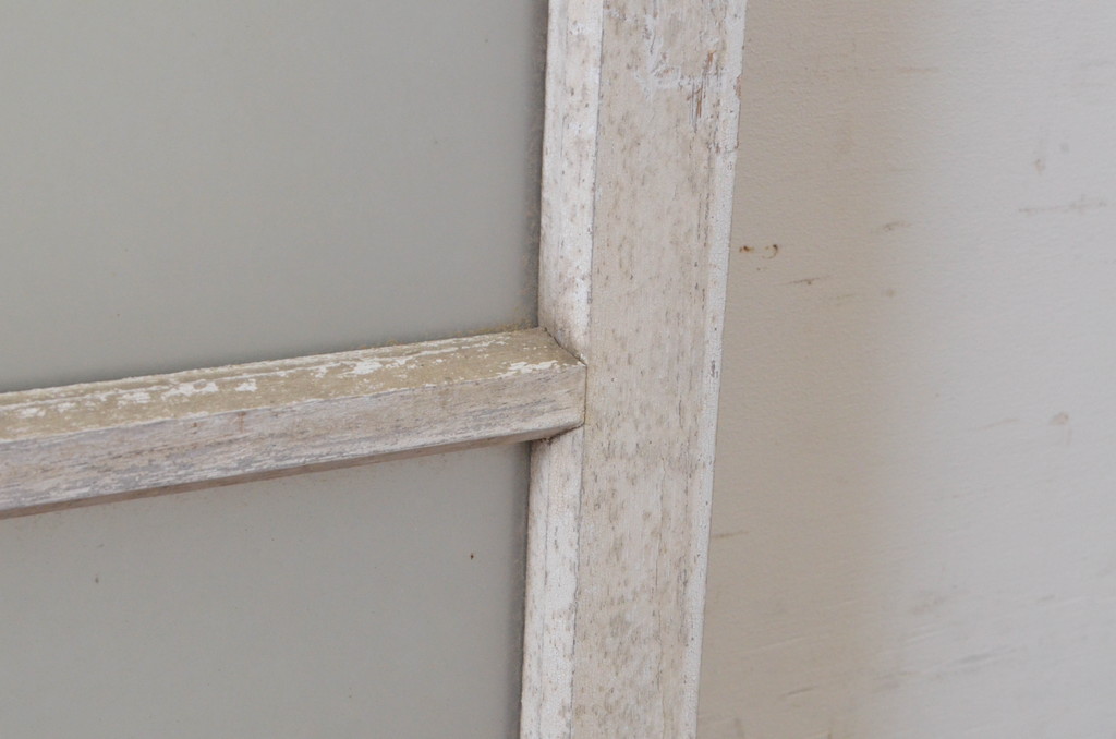 アンティーク建具　ペイント仕上げ限定　ペンキの剥げた横桟ガラス窓2枚セット(引き戸、ガラス戸)(R-065037)